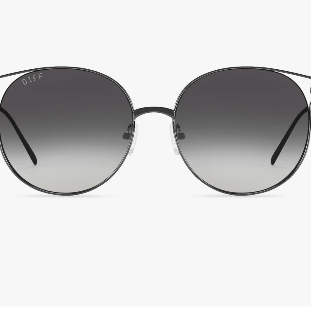 NWT diff Rory Black Grey Gradient Sunglasses